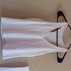 Express tank top